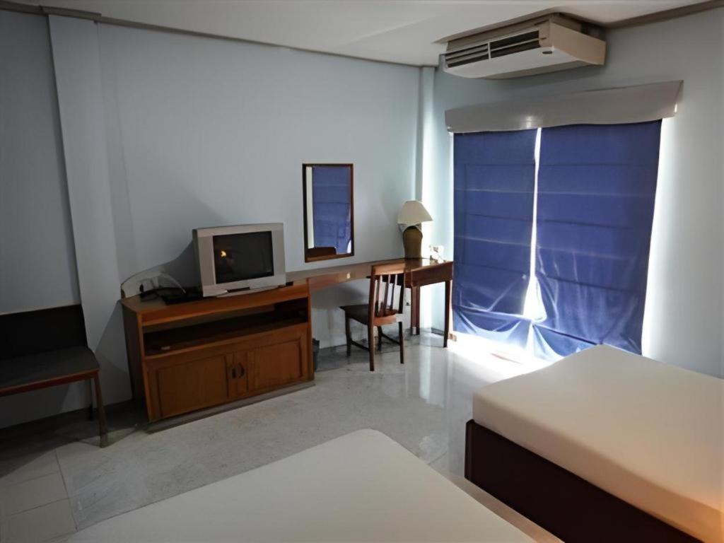 Kasem Garden Hotel Surin Ban Nong Tao Esterno foto