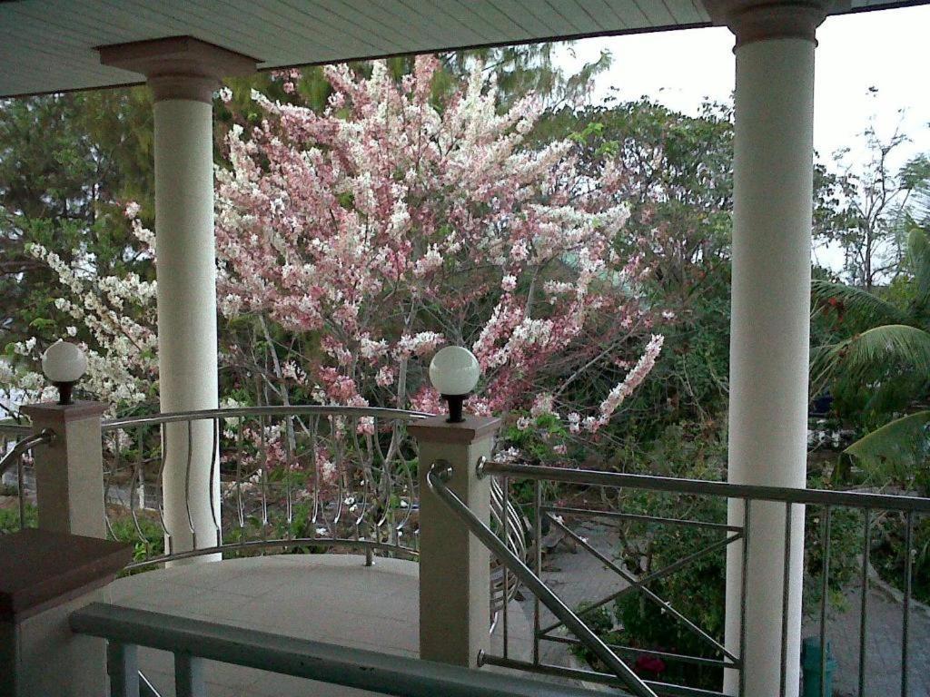 Kasem Garden Hotel Surin Ban Nong Tao Esterno foto