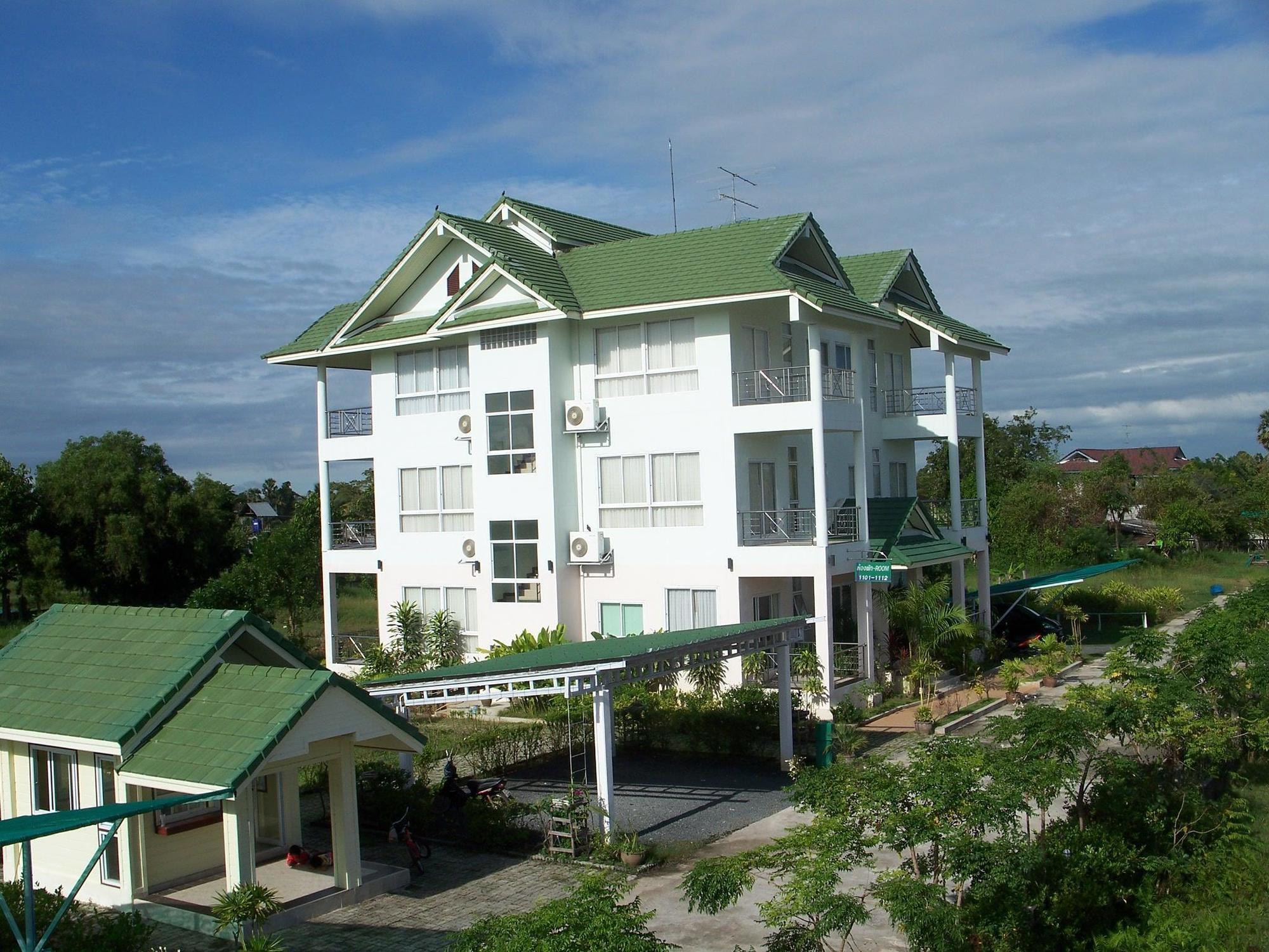 Kasem Garden Hotel Surin Ban Nong Tao Esterno foto